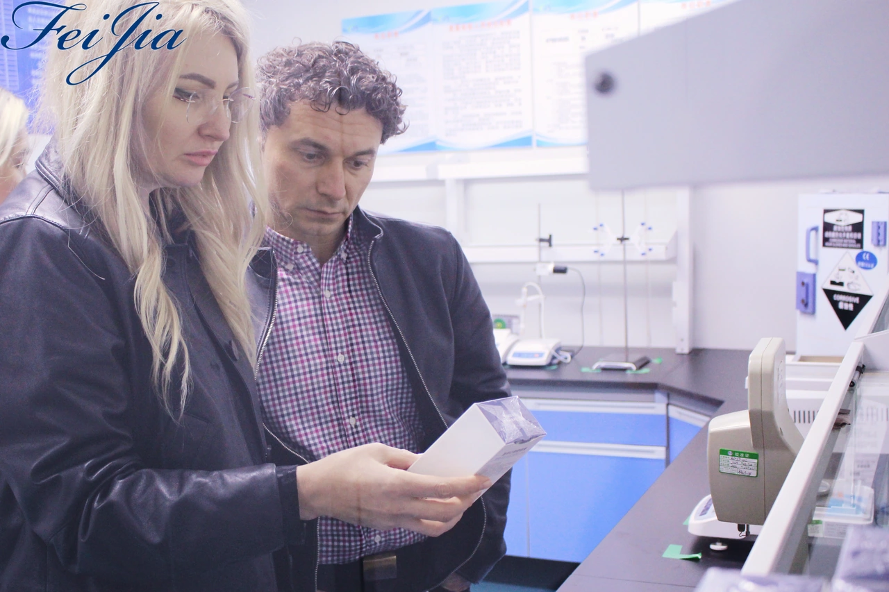 Product discussion in the laboratory